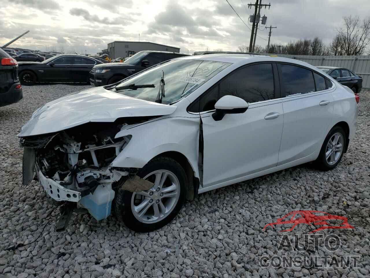 CHEVROLET CRUZE 2018 - 1G1BE5SM0J7181688