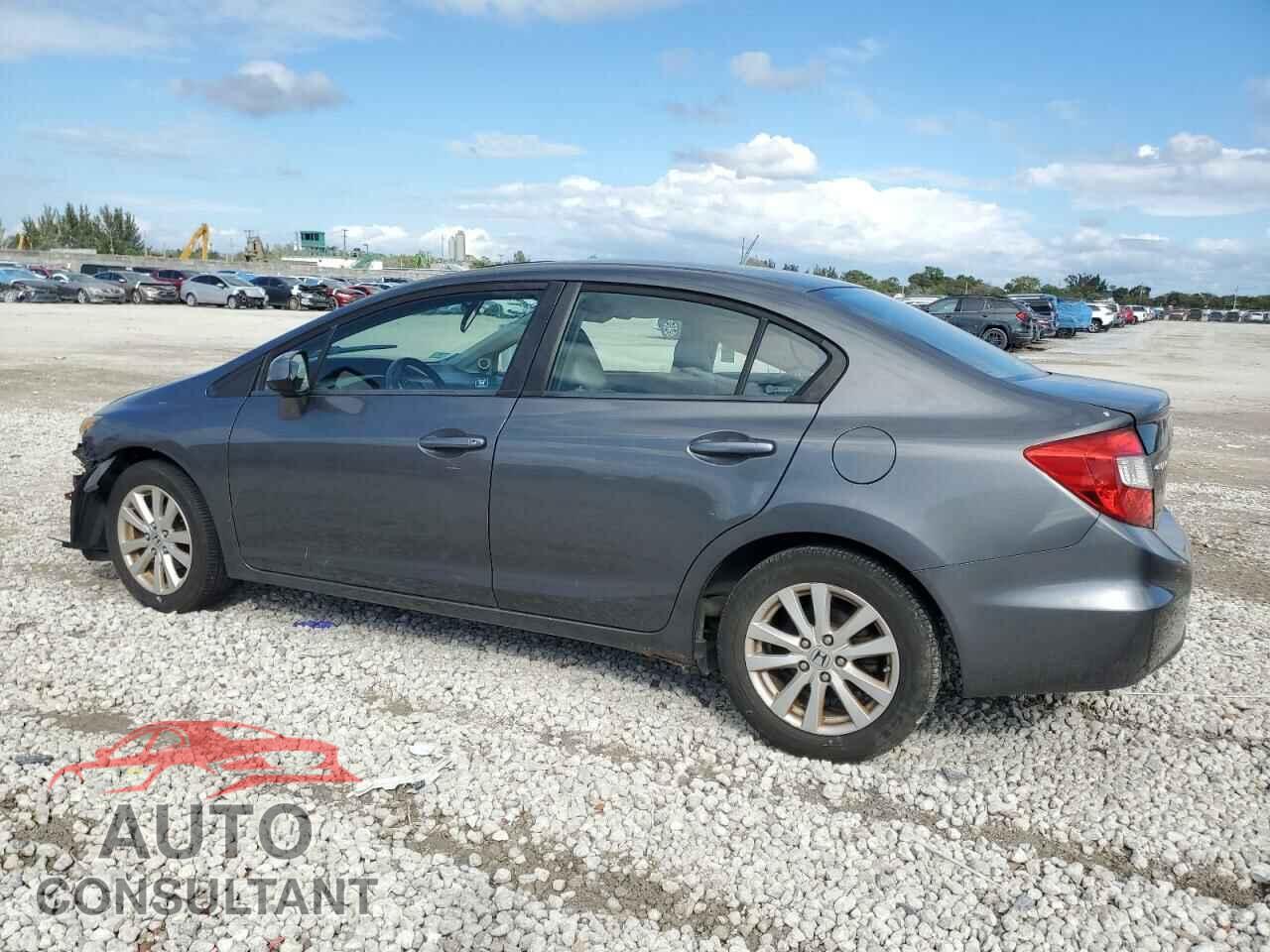 HONDA CIVIC 2012 - 2HGFB2F99CH525341
