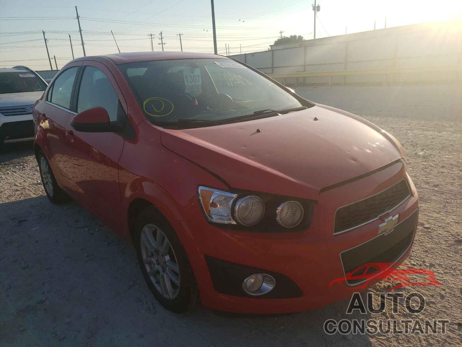 CHEVROLET SONIC 2016 - 1G1JC5SH0G4176411