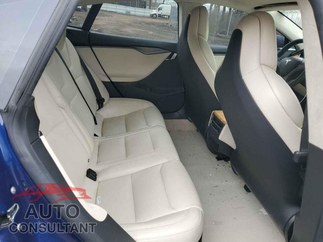 TESLA MODEL S 2018 - 5YJSA1E20JF269303