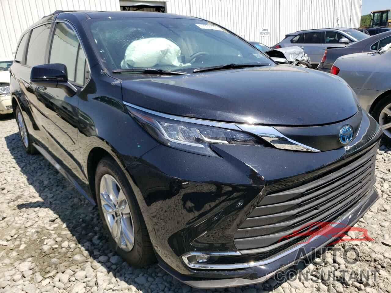 TOYOTA SIENNA 2022 - 5TDJSKFC9NS049360