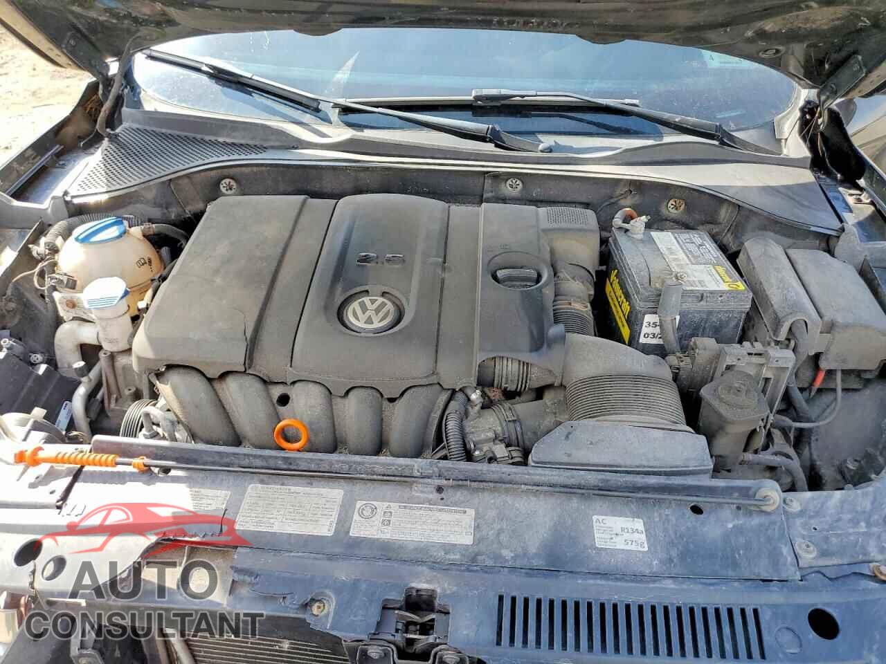 VOLKSWAGEN PASSAT 2012 - 1VWCP7A37CC088409