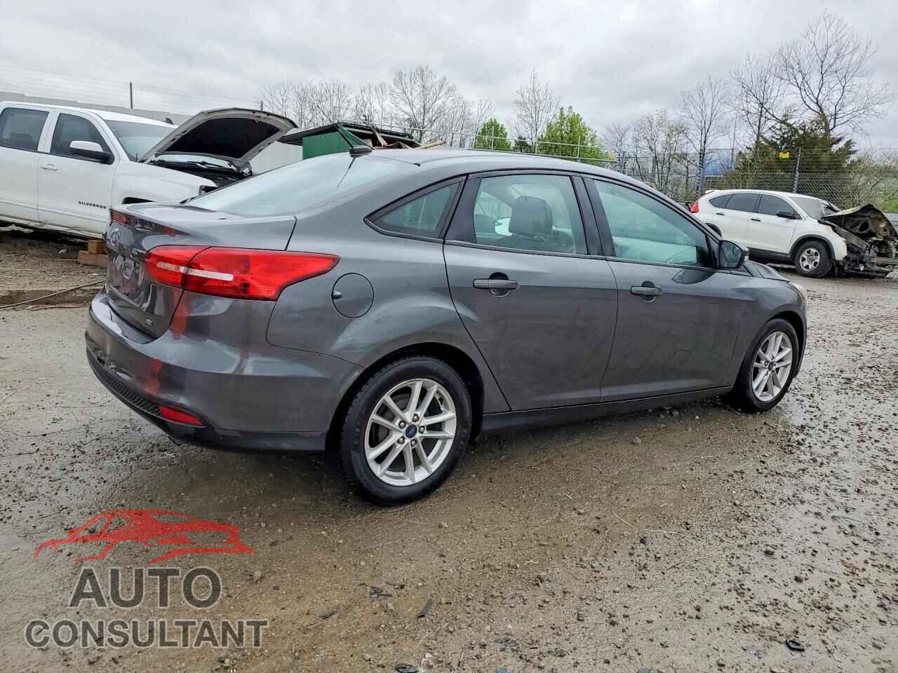 FORD FOCUS 2017 - 1FADP3F2XHL208460