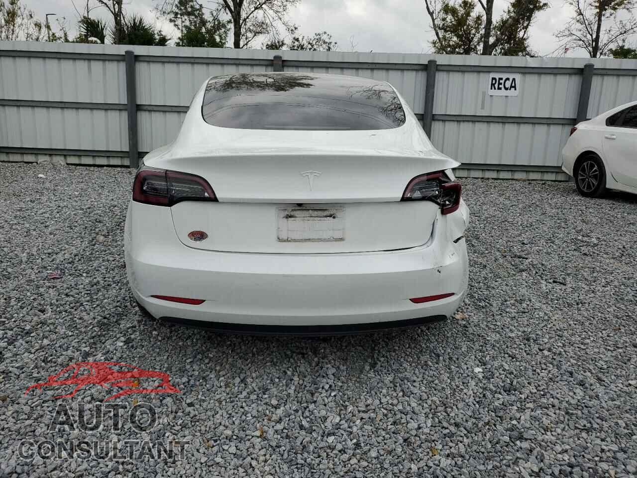 TESLA MODEL 3 2023 - 5YJ3E1EA7PF446857