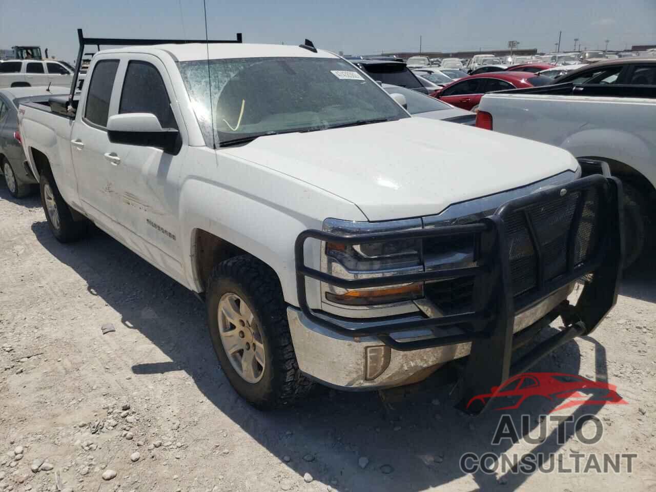 CHEVROLET SILVERADO 2018 - 1GCVKREC8JZ308456