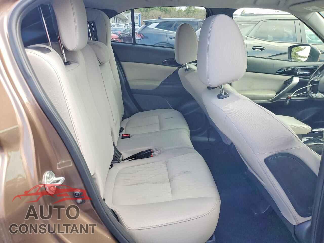 MITSUBISHI ECLIPSE 2018 - JA4AT5AA2JZ044489