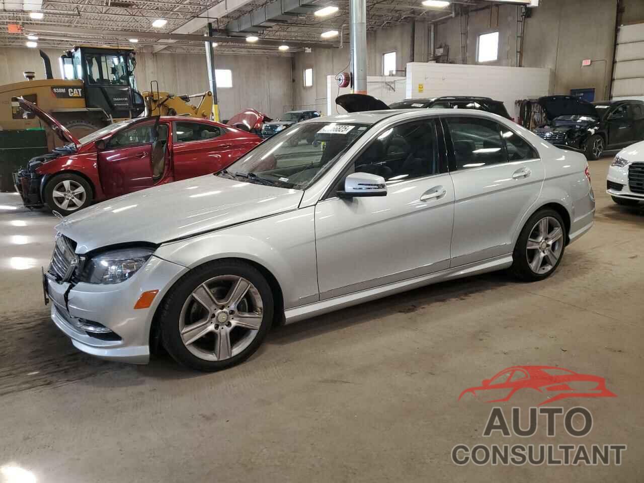 MERCEDES-BENZ C-CLASS 2011 - WDDGF8BBXBR157727