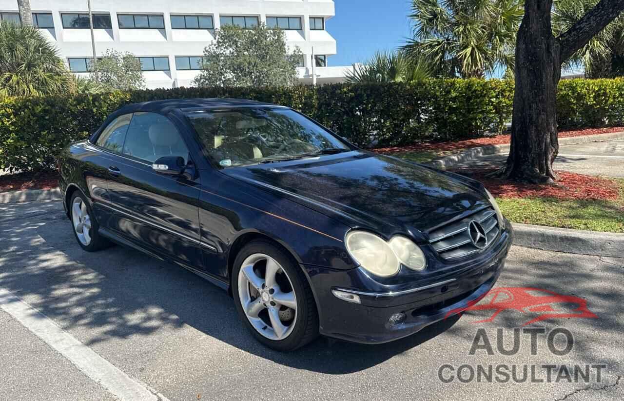MERCEDES-BENZ CLK-CLASS 2009 - WDBTK56F09T104630