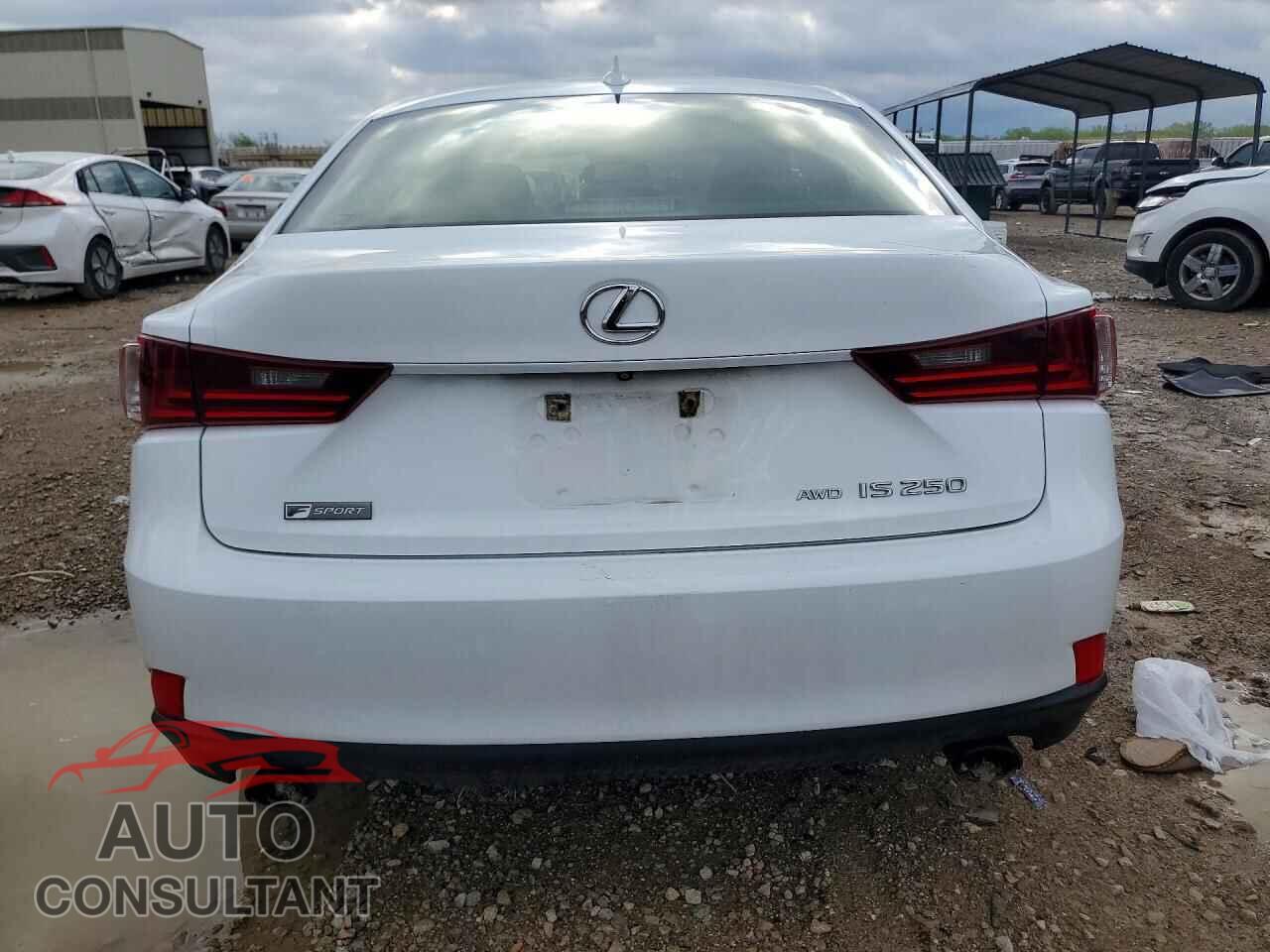 LEXUS IS 2015 - JTHCF1D26F5021183