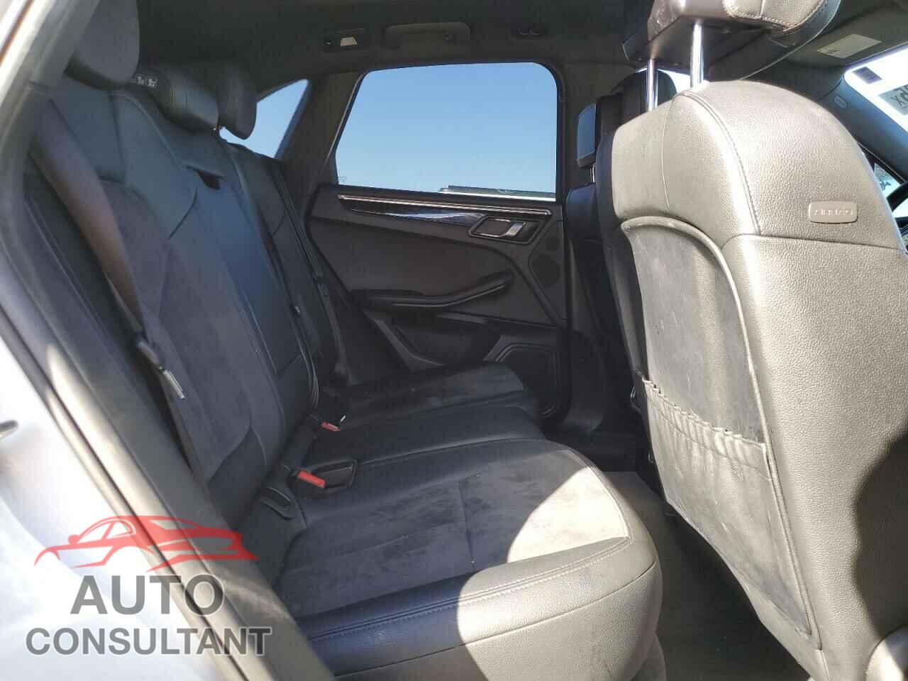 PORSCHE MACAN 2017 - WP1AA2A56HLB80018
