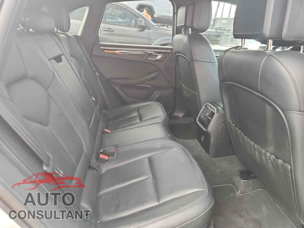 PORSCHE MACAN 2021 - WP1AB2A55MLB30685