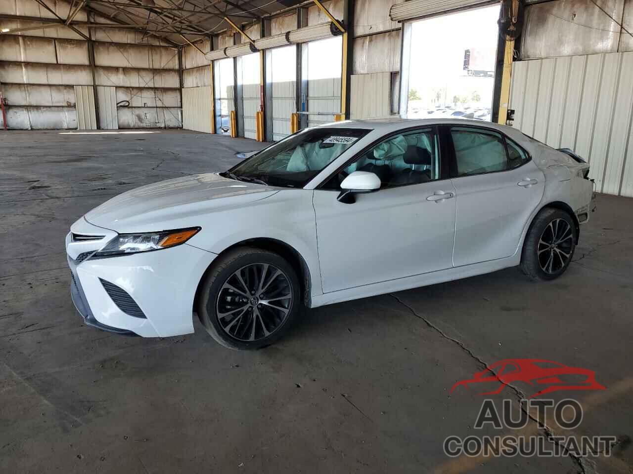 TOYOTA CAMRY 2020 - 4T1G11AK8LU323142