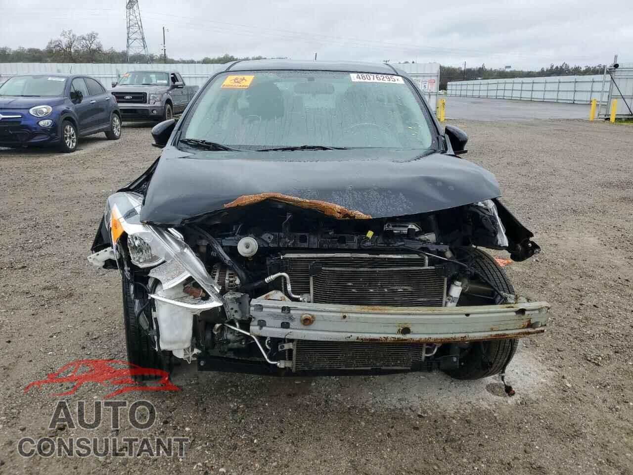 NISSAN VERSA 2017 - 3N1CN7AP3HL879529