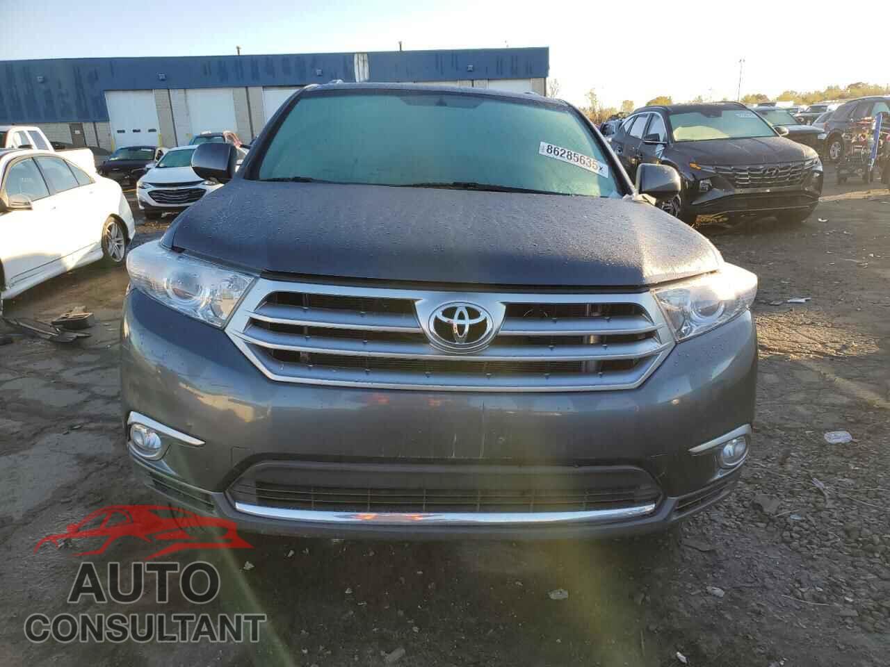 TOYOTA HIGHLANDER 2013 - 5TDDK3EH8DS221909