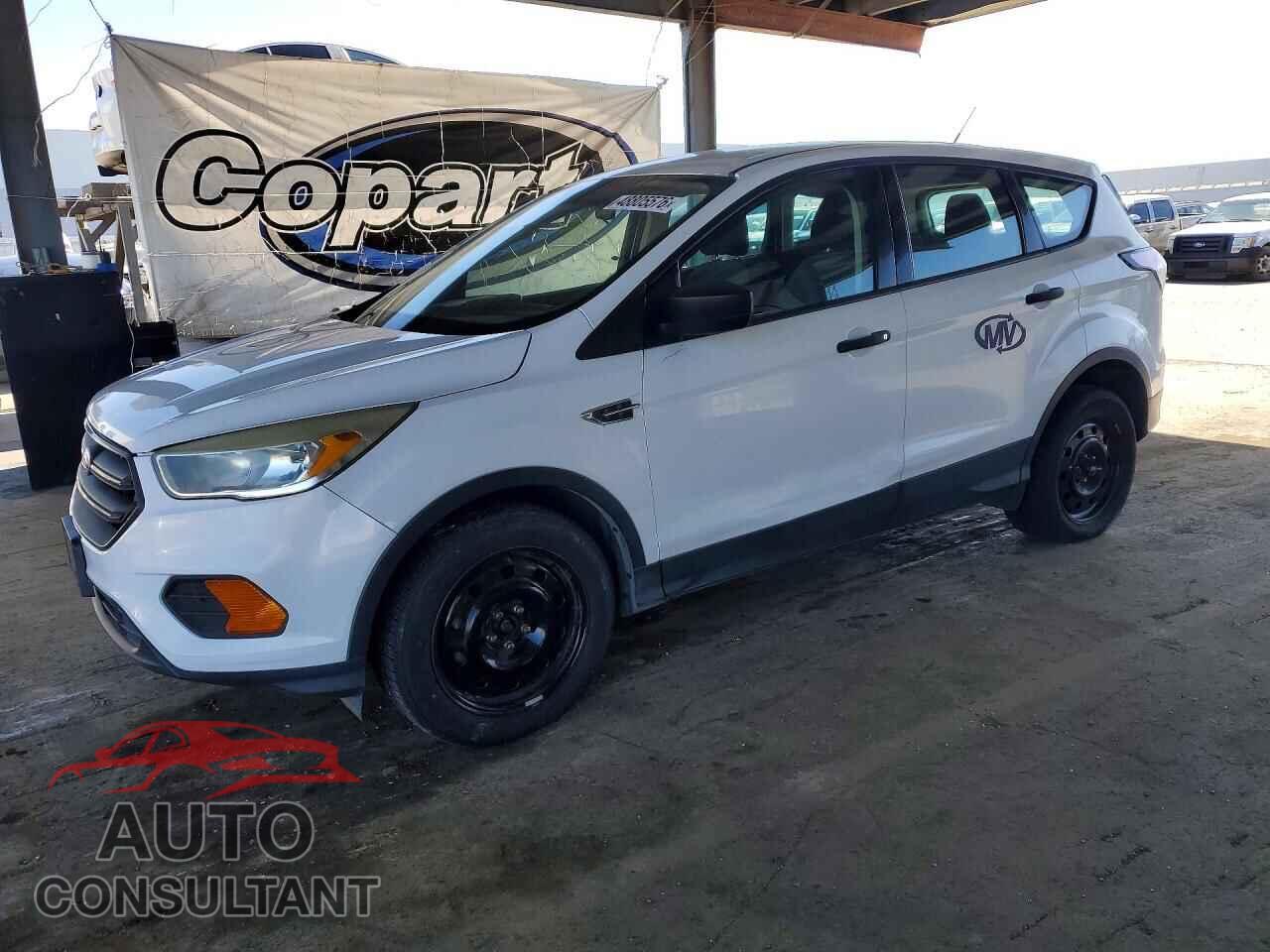 FORD ESCAPE 2017 - 1FMCU0F79HUD60602