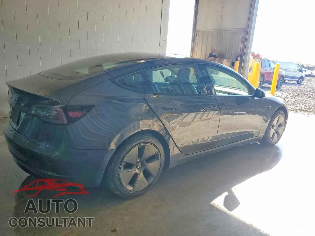 TESLA MODEL 3 2022 - 5YJ3E1EA3NF369093
