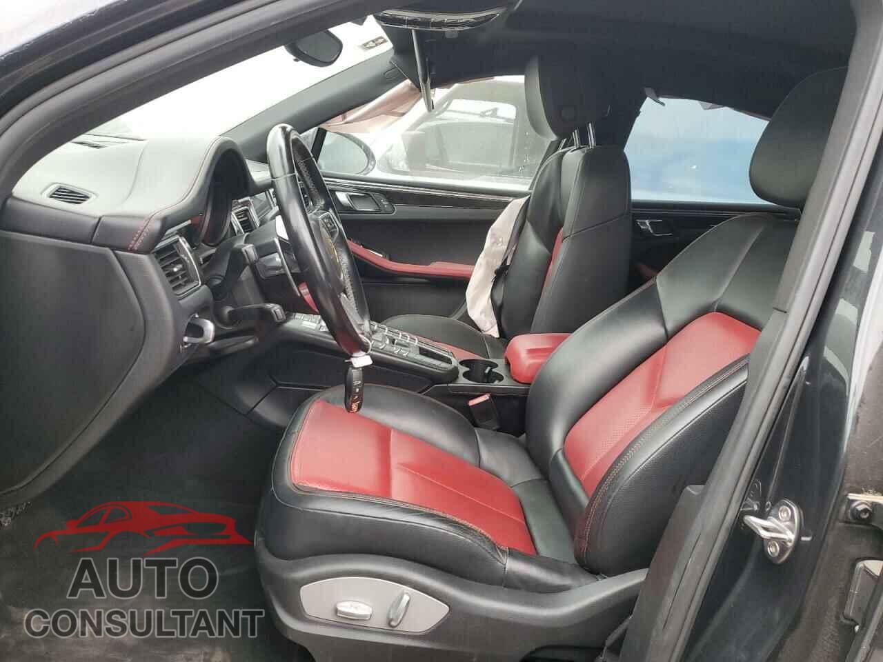 PORSCHE MACAN 2017 - WP1AA2A55HLB08033