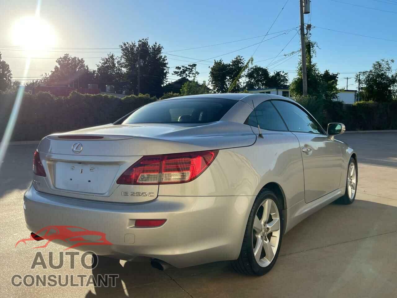 LEXUS IS 2010 - JTHFF2C23A2501065