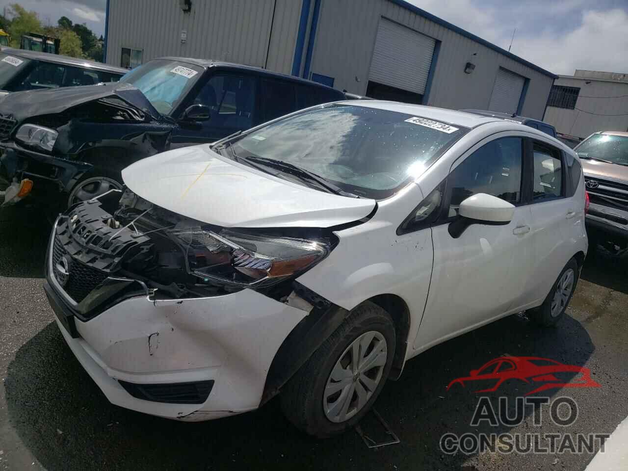 NISSAN VERSA 2018 - 3N1CE2CP5JL361850