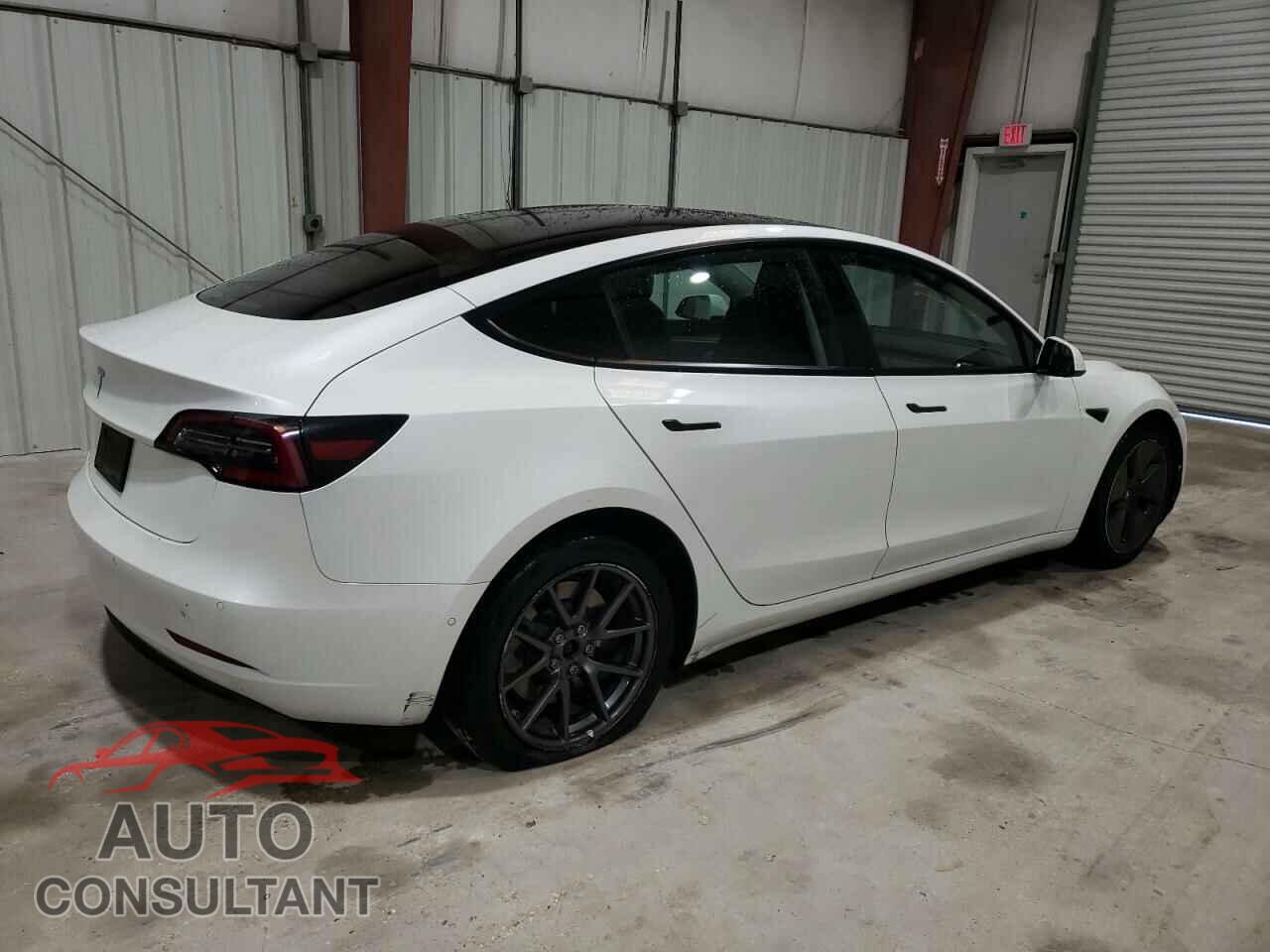TESLA MODEL 3 2021 - 5YJ3E1EA1MF089705