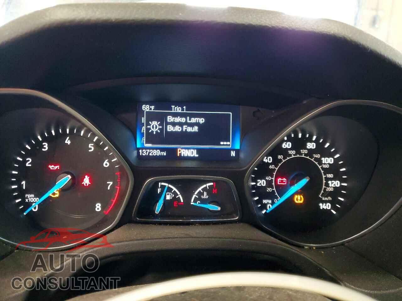 FORD FOCUS 2017 - 1FADP3F29HL300417