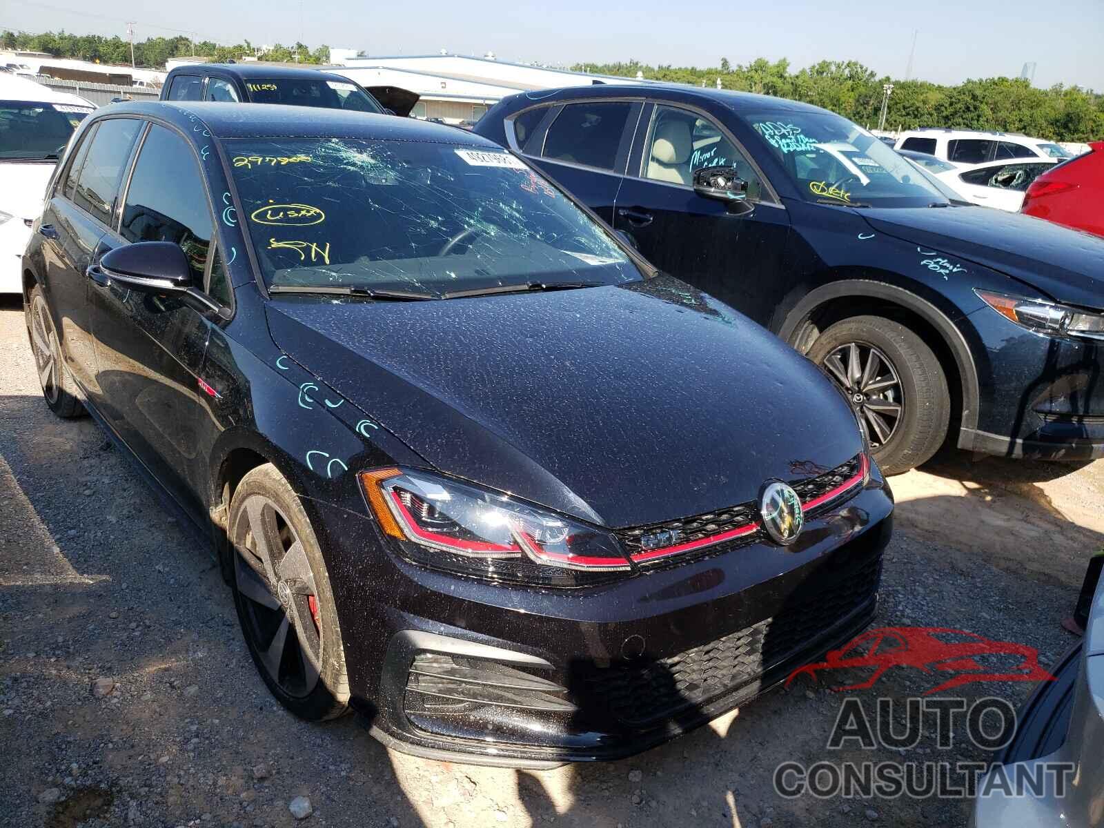 VOLKSWAGEN GTI 2018 - 3VW547AU1JM297800