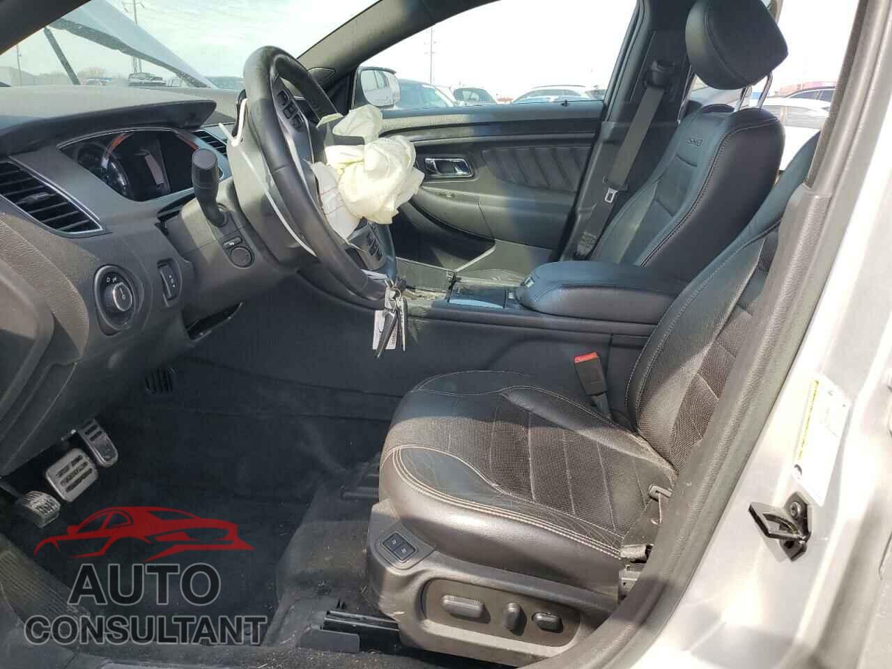 FORD TAURUS 2015 - 1FAHP2KT2FG133267