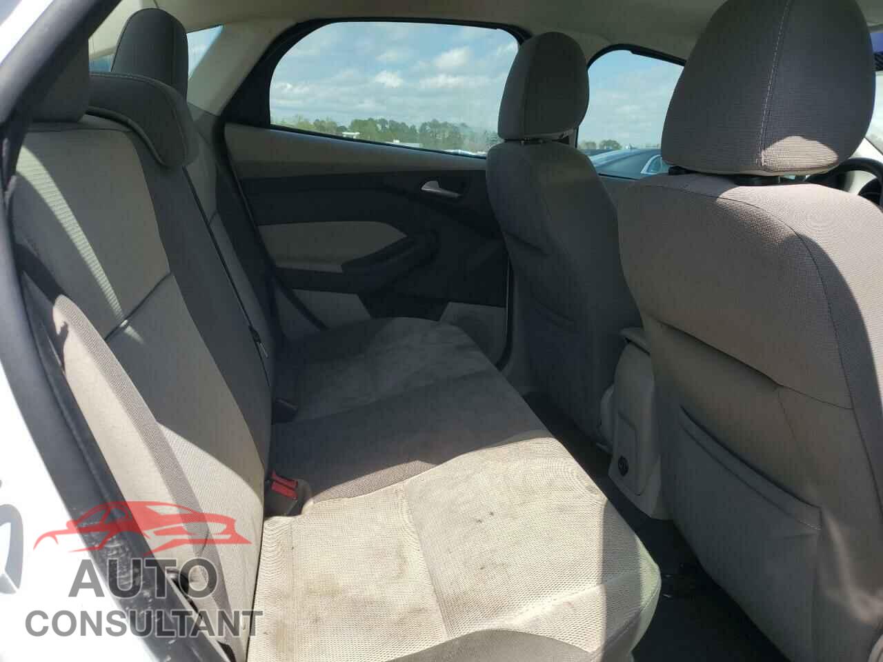 FORD FOCUS 2014 - 1FADP3F21EL119694