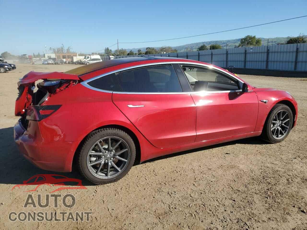 TESLA MODEL 3 2018 - 5YJ3E1EA8JF011675