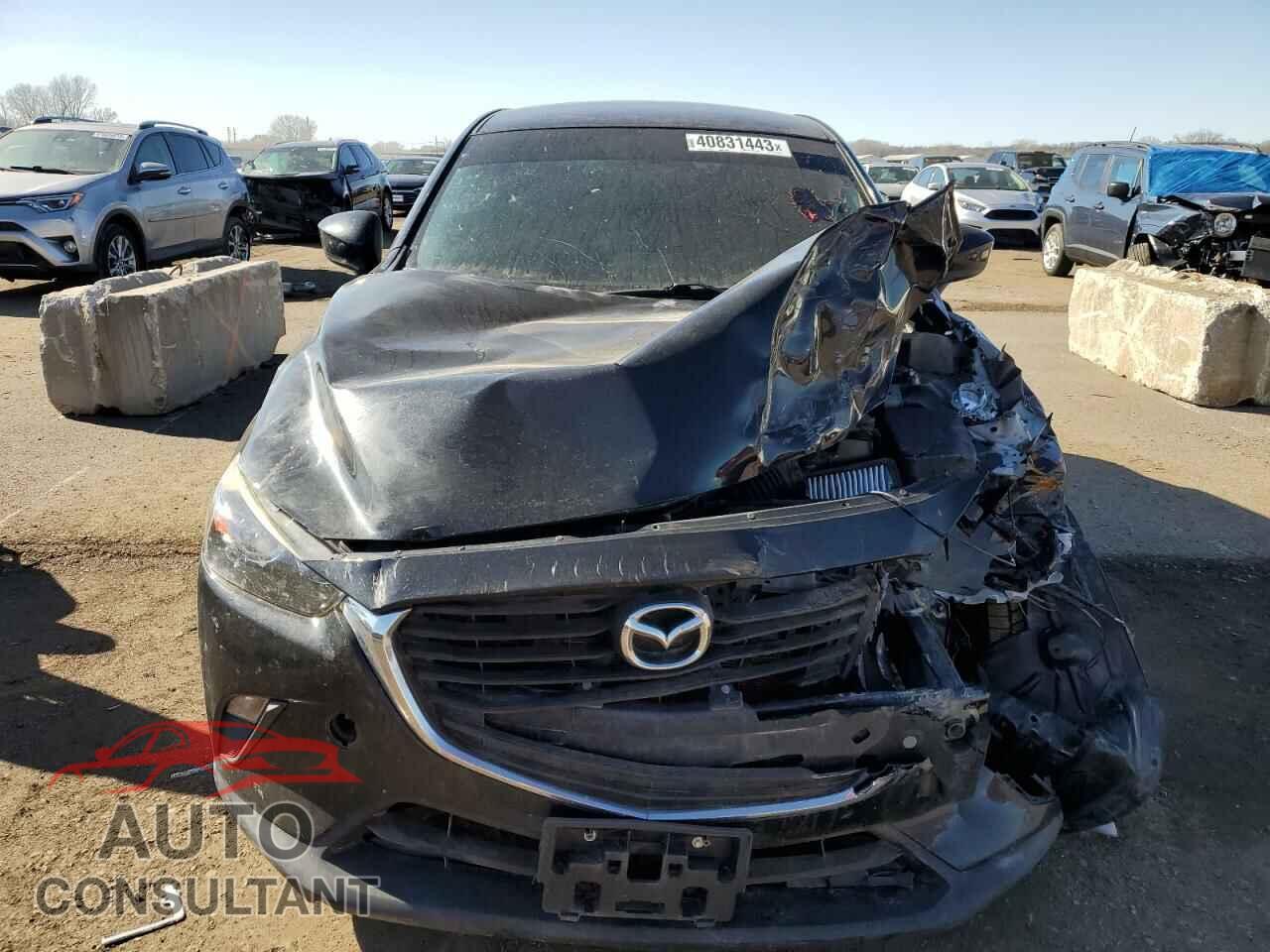 MAZDA CX-3 2017 - JM1DKFB76H0158766