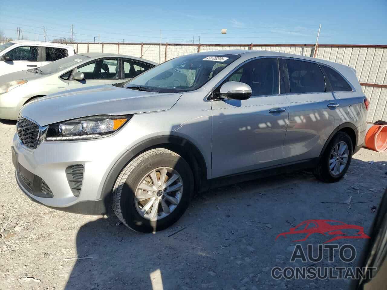 KIA SORENTO 2019 - 5XYPG4A38KG572800