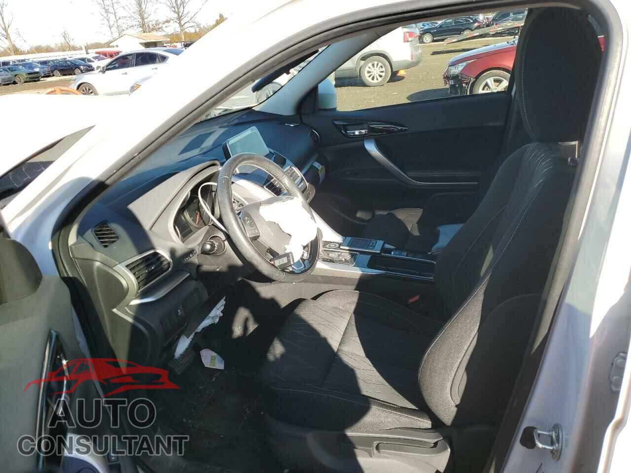 MITSUBISHI ECLIPSE 2019 - JA4AT5AA7KZ003017