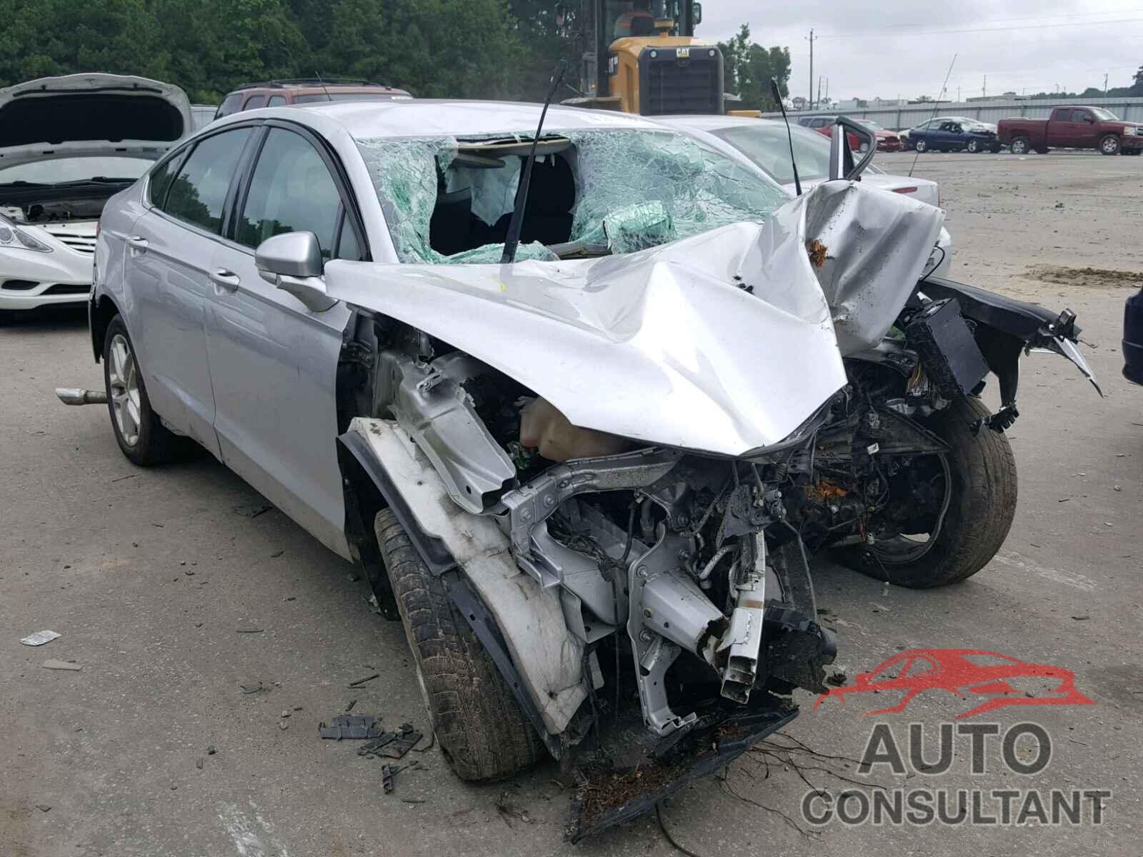 FORD FUSION 2015 - 1FA6P0H78F5118127