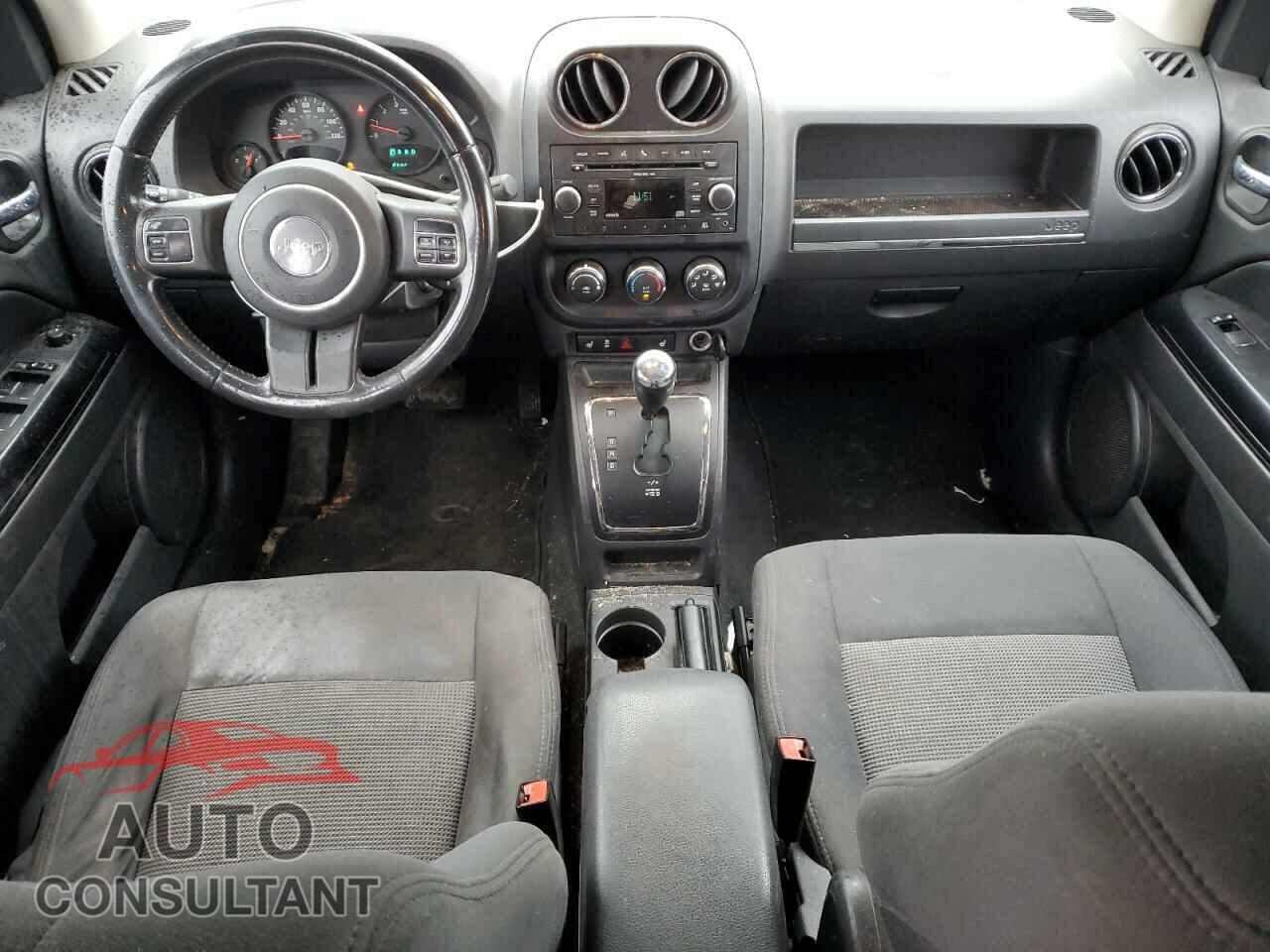 JEEP COMPASS 2011 - 1J4NT1FB2BD252754