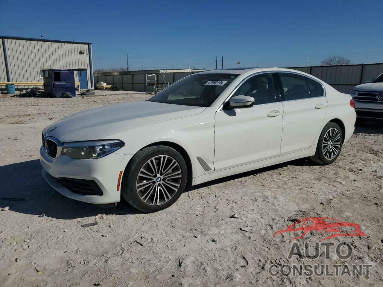 BMW 5 SERIES 2019 - WBAJA5C50KWW18812