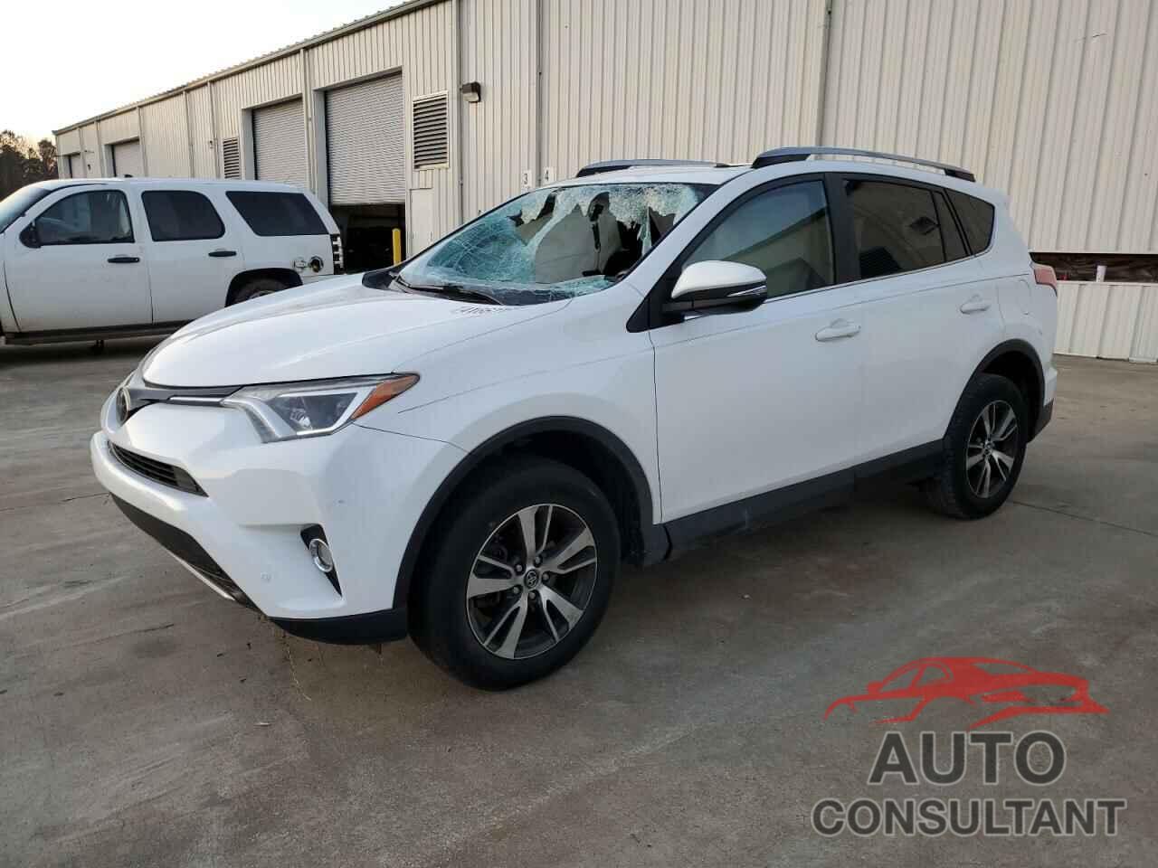 TOYOTA RAV4 2018 - JTMWFREV1JD114522