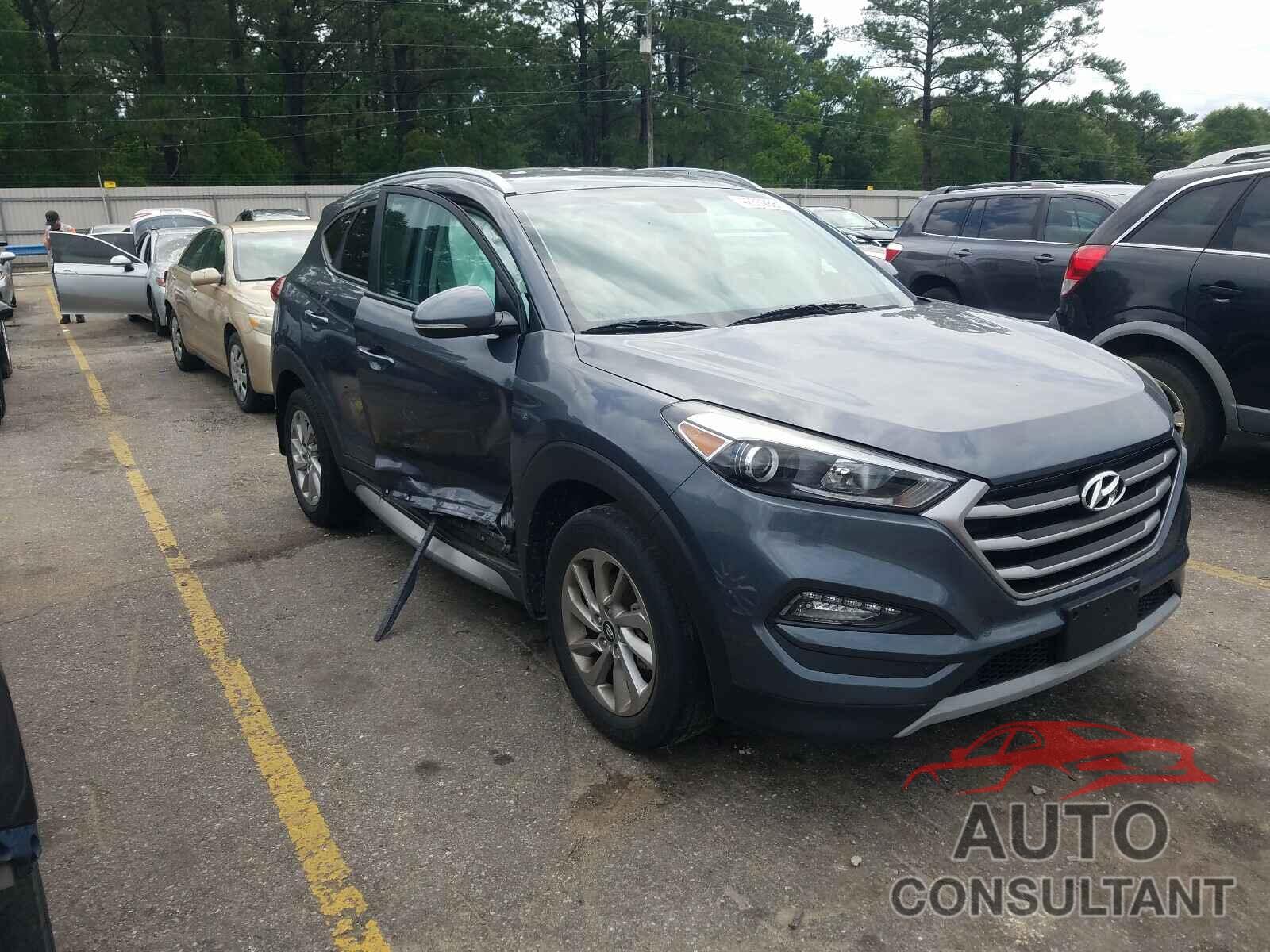 HYUNDAI TUCSON 2017 - KM8J33A23HU356875