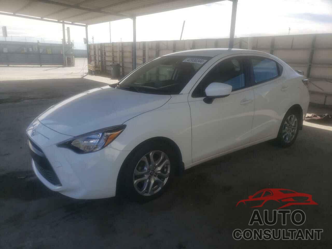TOYOTA YARIS 2017 - 3MYDLBYV3HY157559