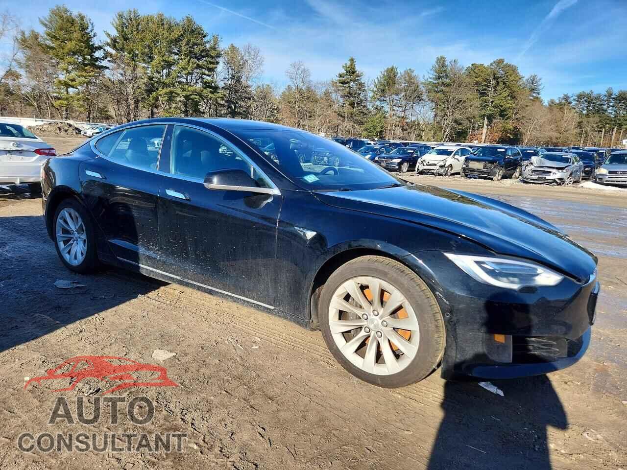 TESLA MODEL S 2017 - 5YJSA1E17HF177834