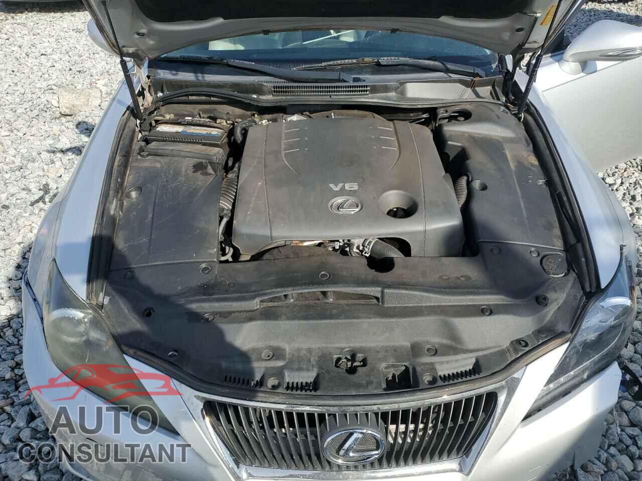 LEXUS IS 2011 - JTHBF5C29B5151926