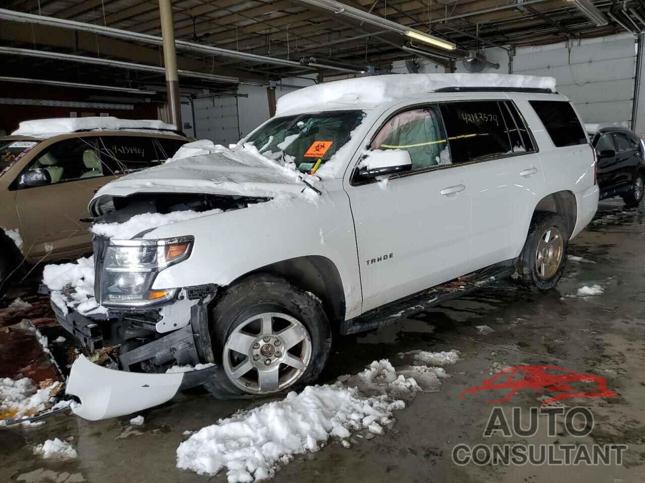 CHEVROLET TAHOE 2018 - 1GNSKAEC2JR125145