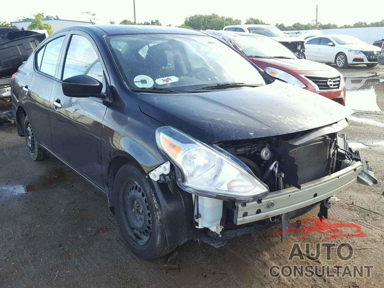NISSAN VERSA 2017 - 3N1CN7AP0HL890858