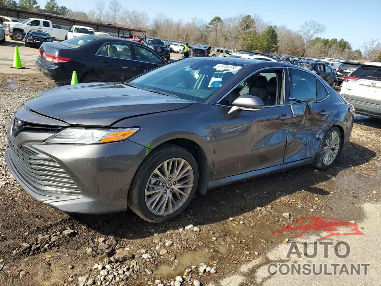 TOYOTA CAMRY 2019 - 4T1B11HK1KU300011