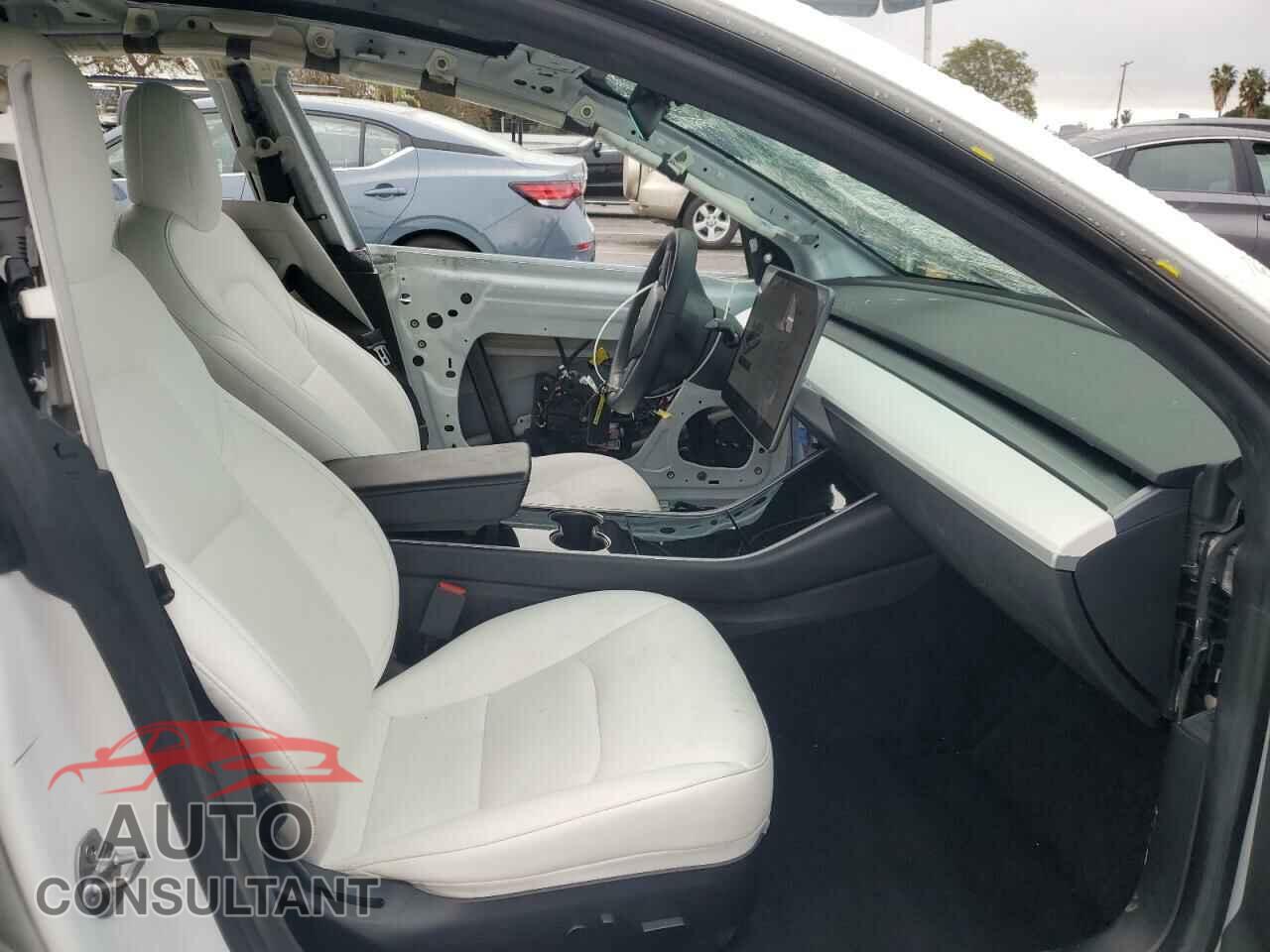 TESLA MODEL 3 2020 - 5YJ3E1EB4LF736024