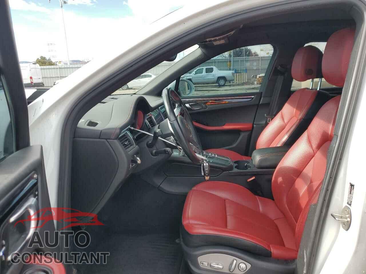 PORSCHE MACAN 2017 - WP1AB2A56HLB10130