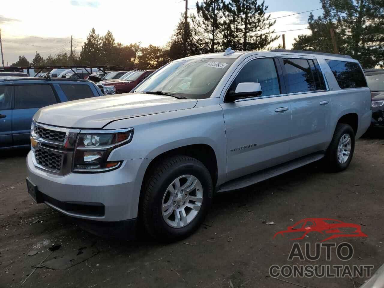CHEVROLET SUBURBAN 2019 - 1GNSKHKC8KR138089