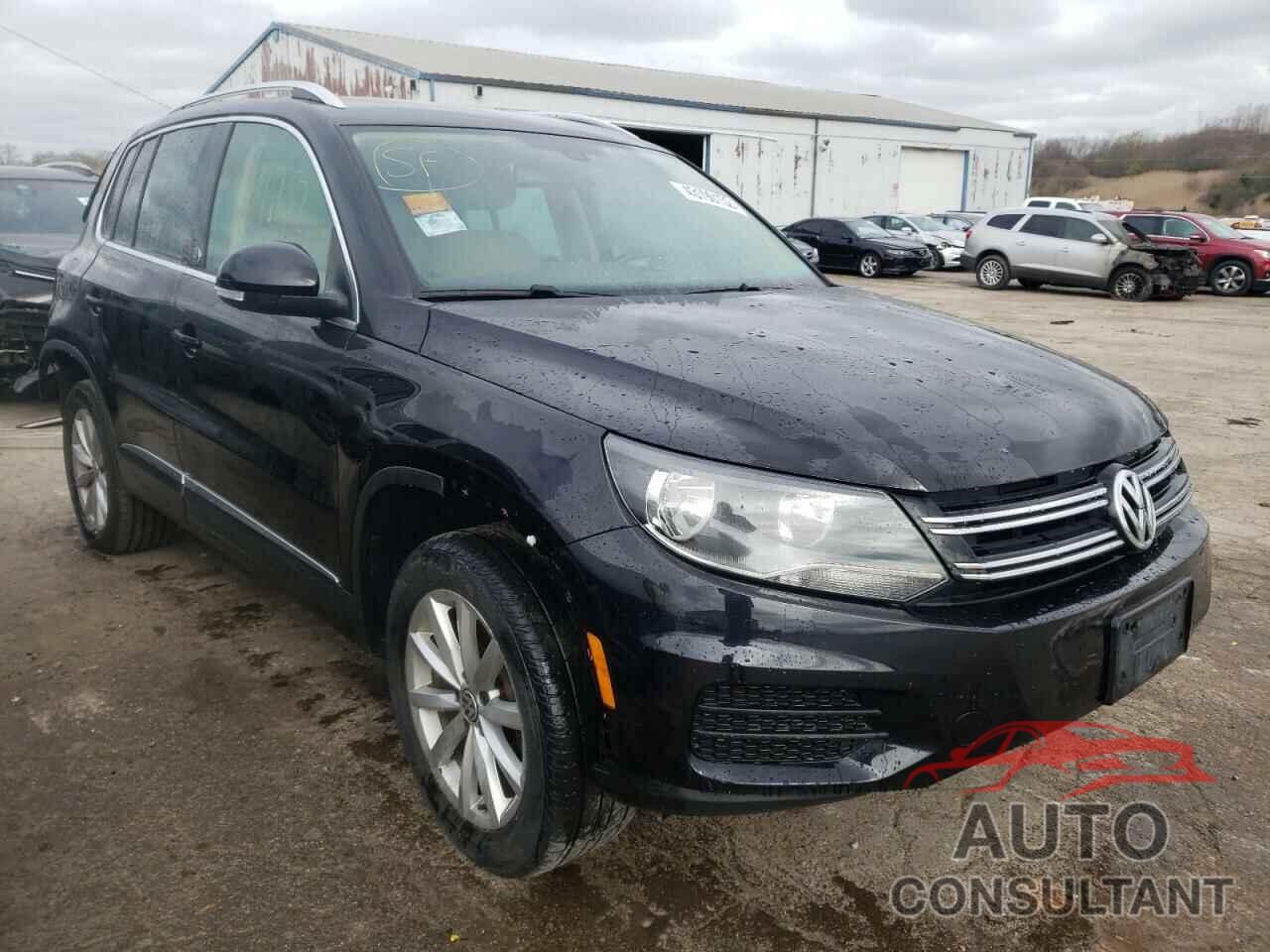 VOLKSWAGEN TIGUAN 2017 - WVGRV7AX6HK006376