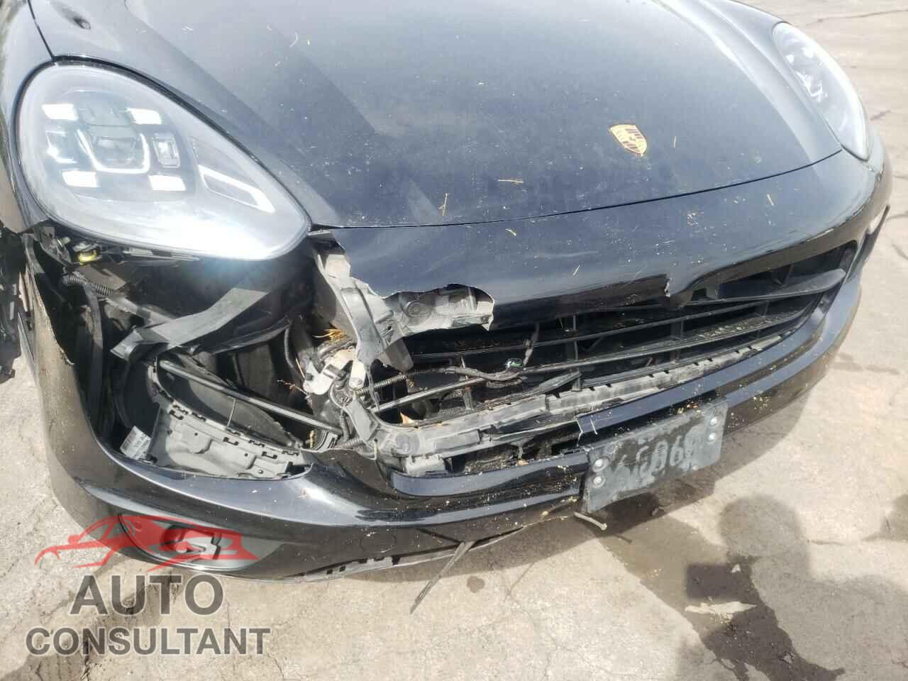 PORSCHE CAYENNE 2016 - WP1AA2A2XGKA14143