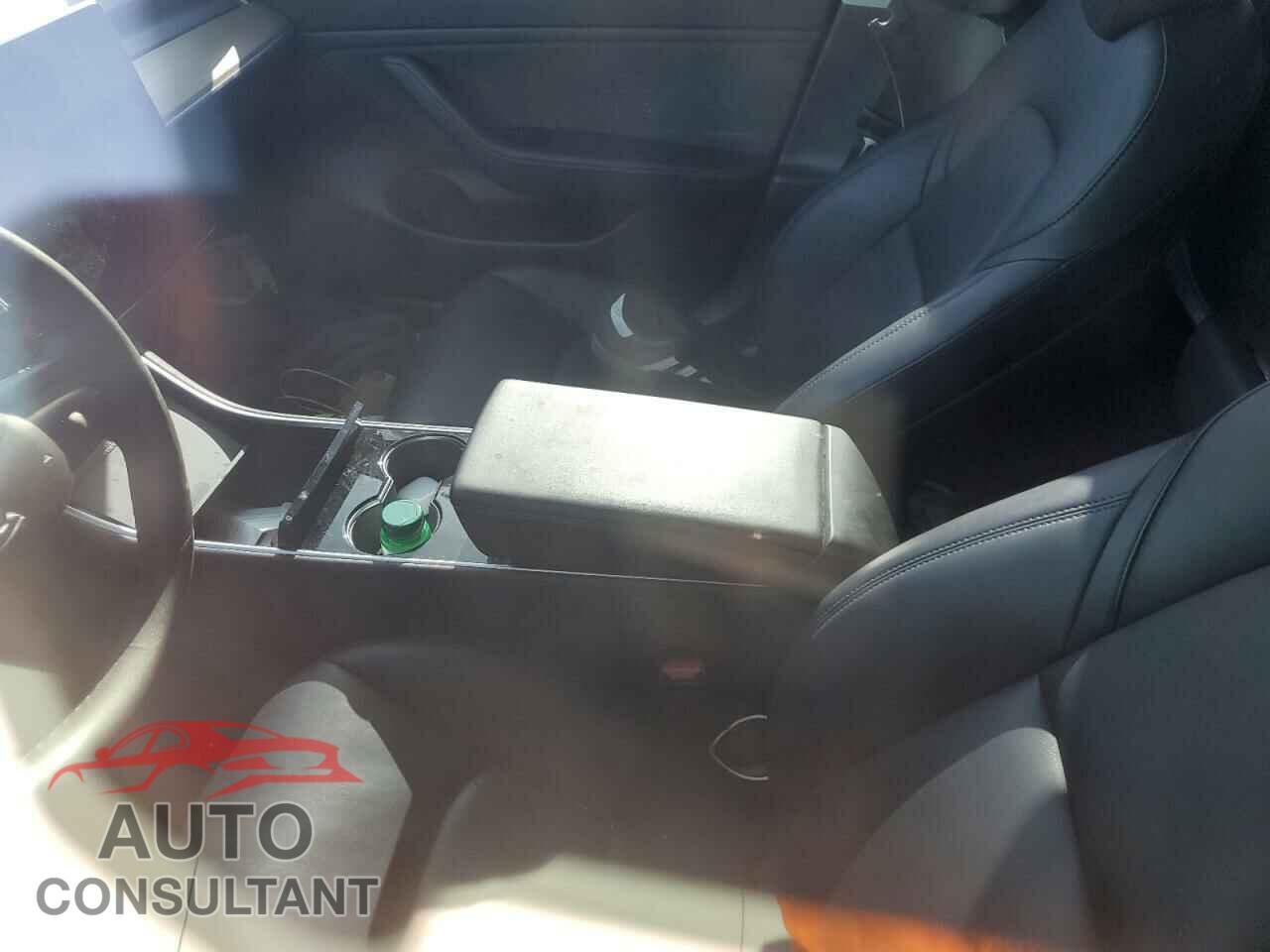 TESLA MODEL 3 2019 - 5YJ3E1EA7KF425130