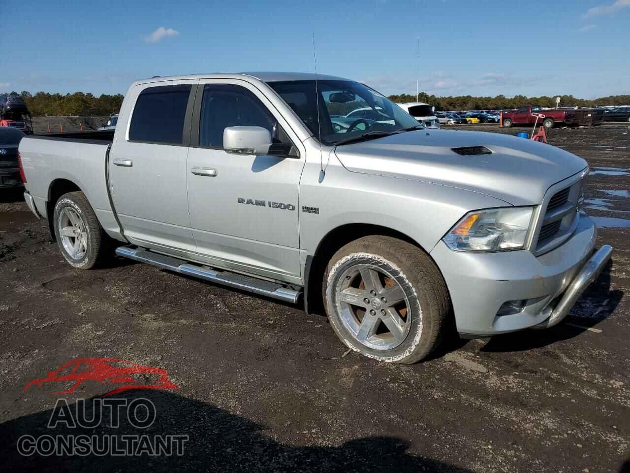 DODGE RAM 1500 2012 - 1C6RD7MT7CS162832